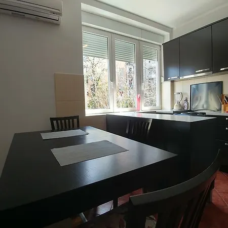 Apartment Harmonija *